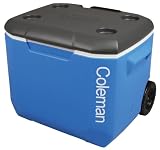Coleman Performance Tri-Colour 60QT Wheeled Cooler Box | Nevera Portátil Rígida con Ruedas para Camping | 56 L, Azul/Blanco/Gris
